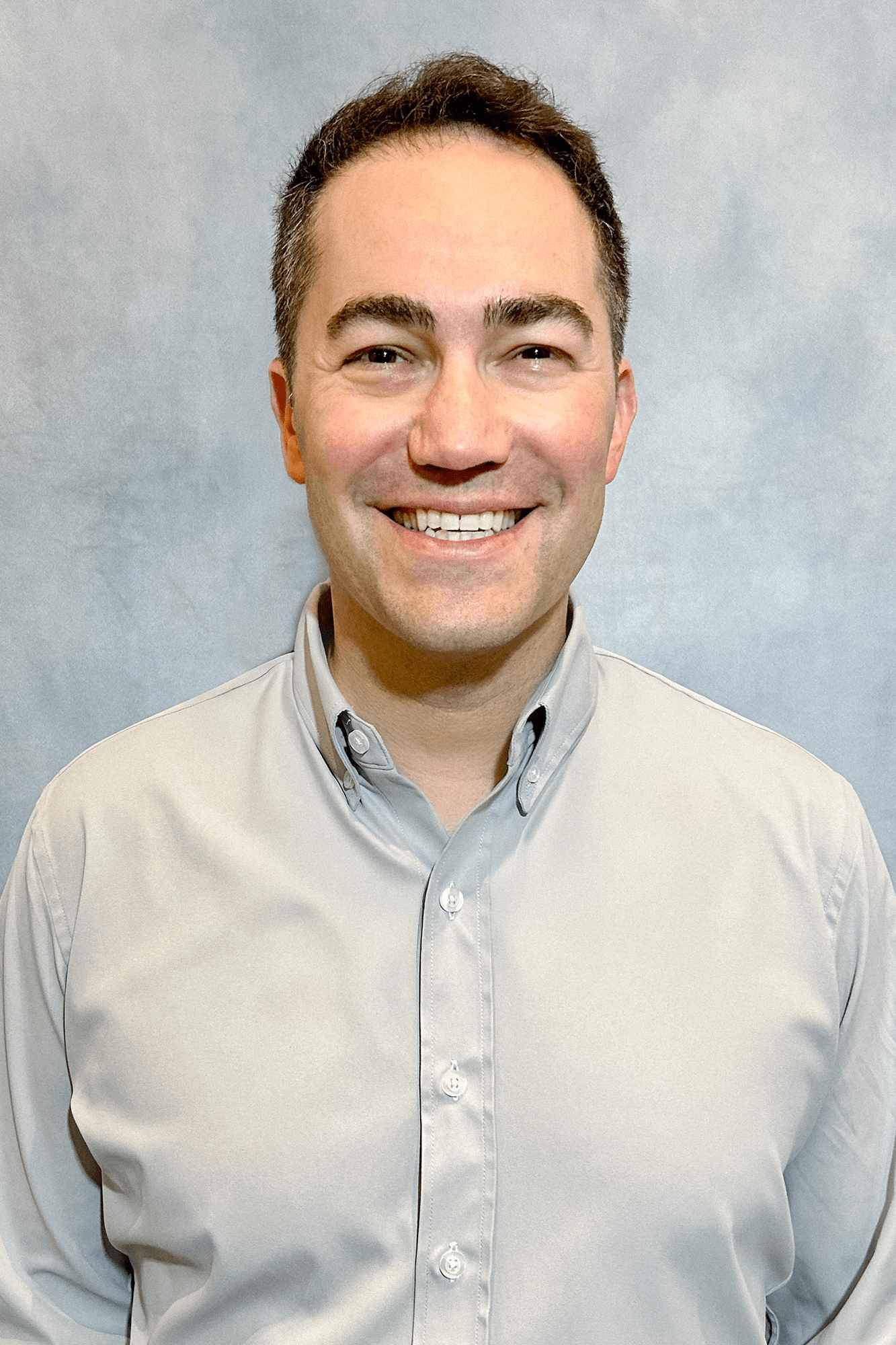 Jacob Eisen_Headshot Final_Vertical